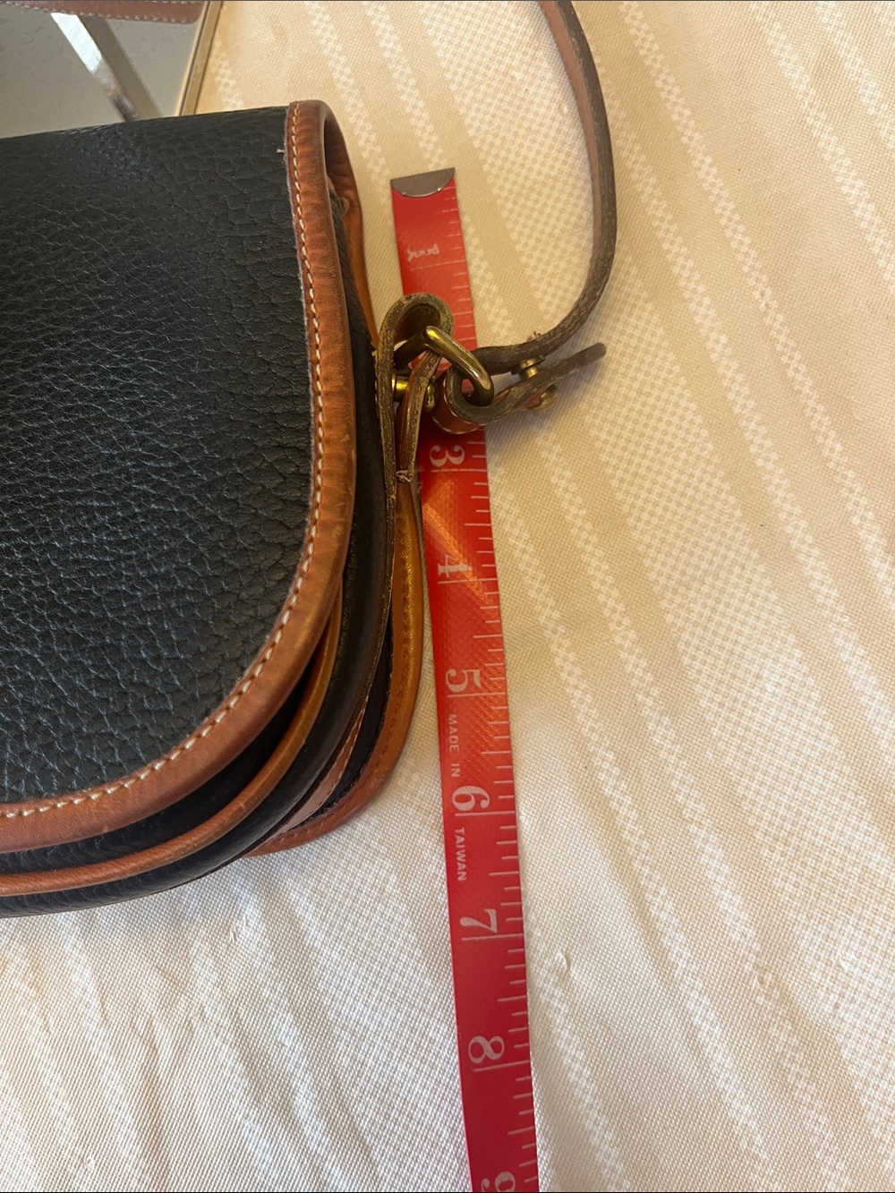 Dooney & Bourke Black Crossbody with Tan Leather Trim. - Picture 9 of 11
